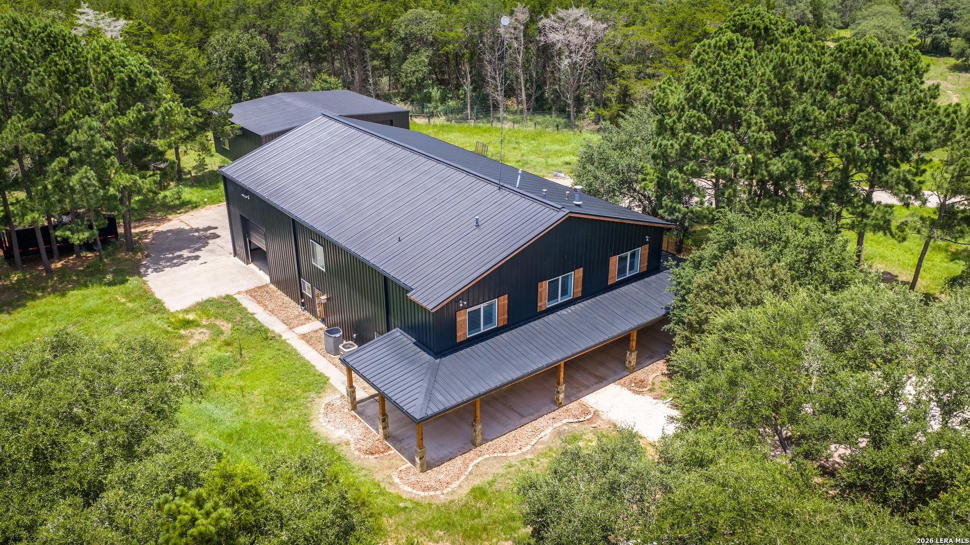 1080 Frelsburg Road Alleyton TX 78935