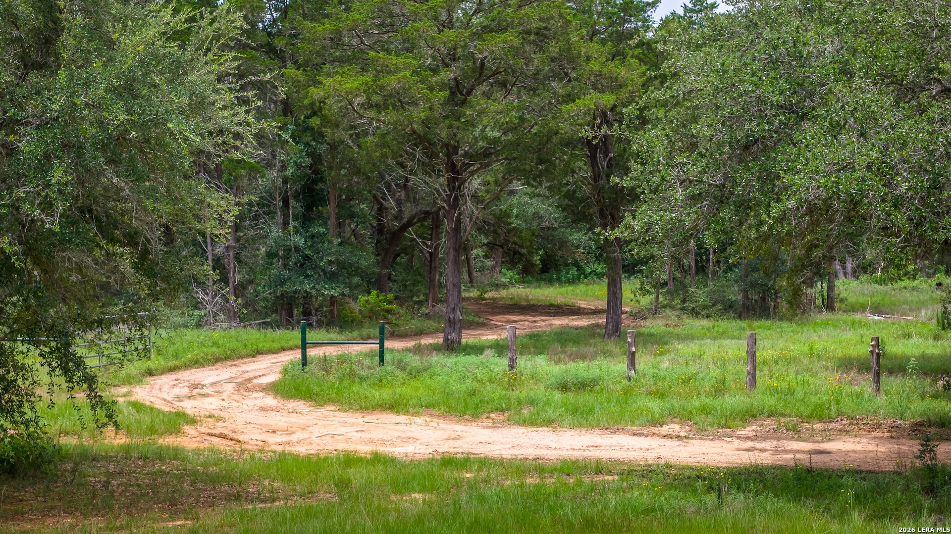 1080 Frelsburg Road Alleyton TX 78935