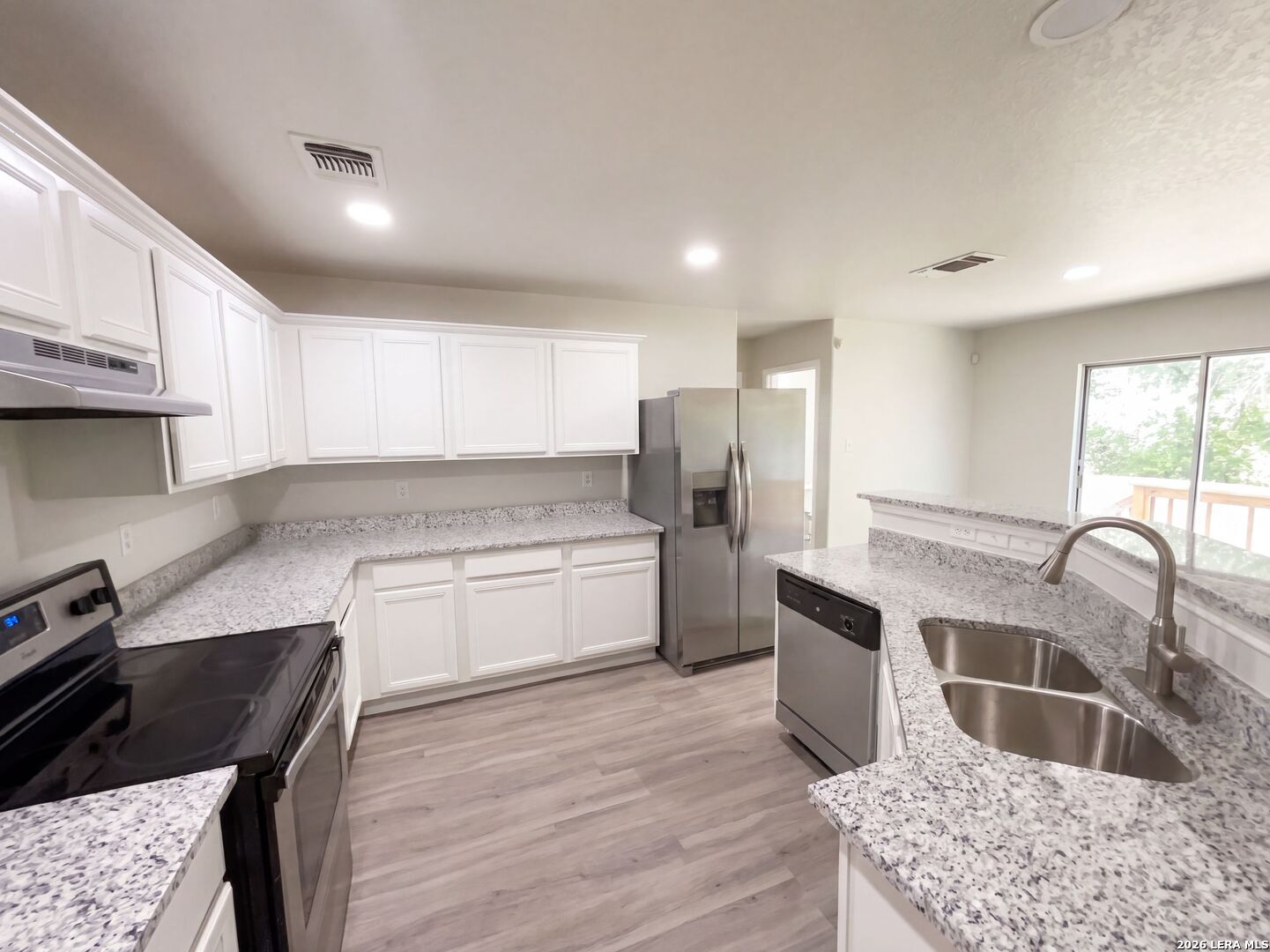 10155 Cedarcliff San Antonio TX 78245