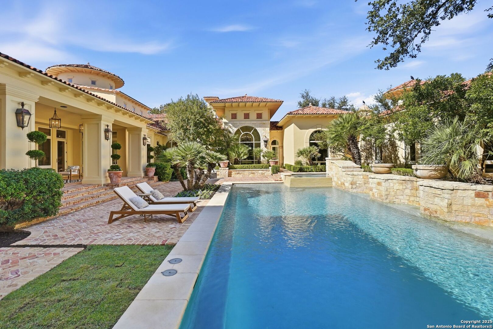 136 S Tower Drive San Antonio TX 78232