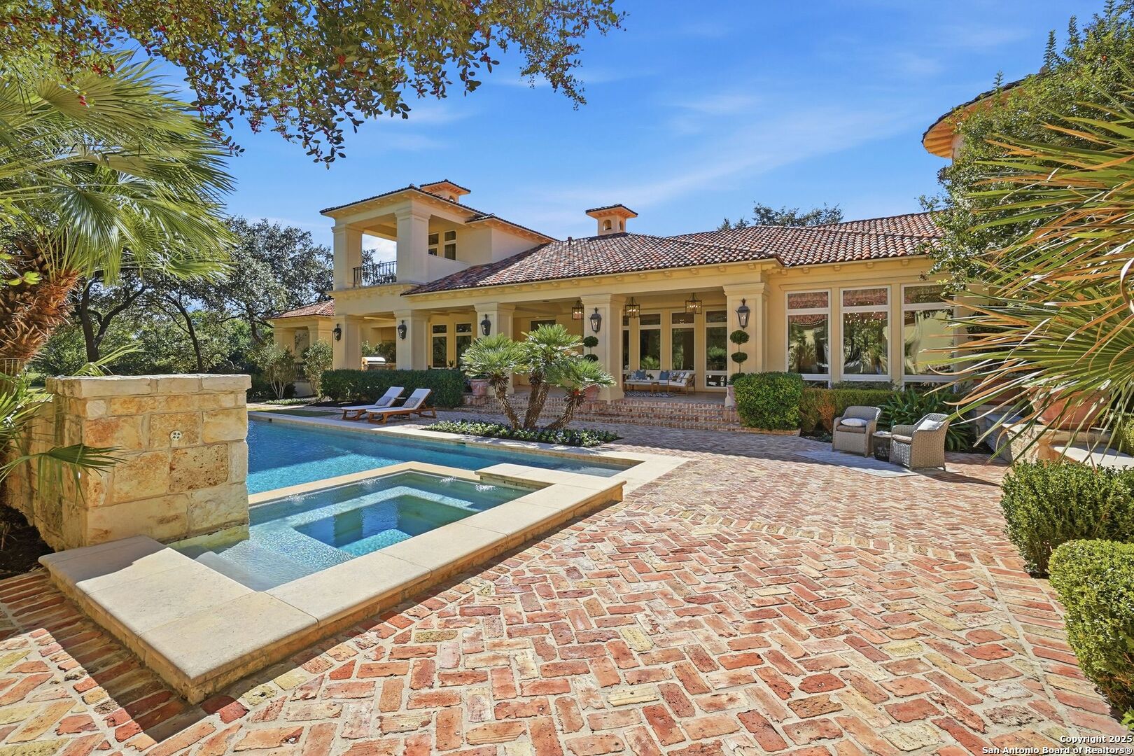 136 S Tower Drive San Antonio TX 78232