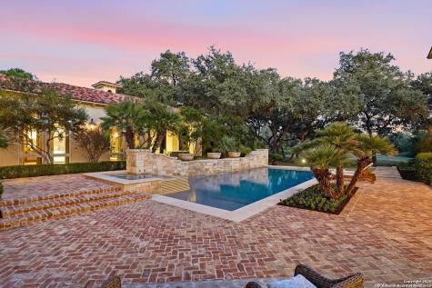 136 S Tower Drive San Antonio TX 78232