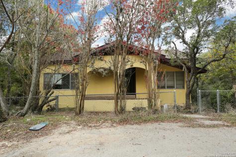 18111 Lake Shore Drive Helotes TX 78023