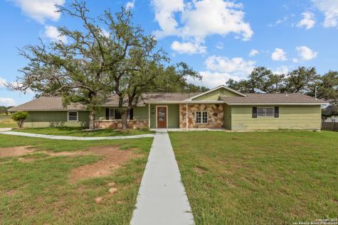 224 W Lower Crabapple Fredericksburg TX 78624