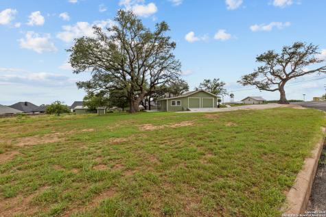 224 W Lower Crabapple Fredericksburg TX 78624