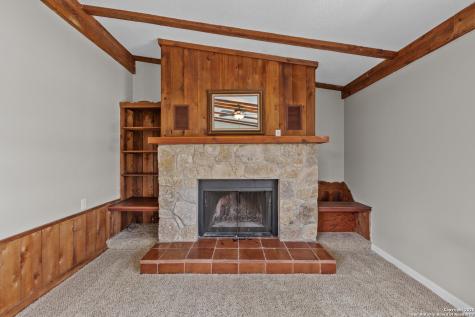 224 W Lower Crabapple Fredericksburg TX 78624