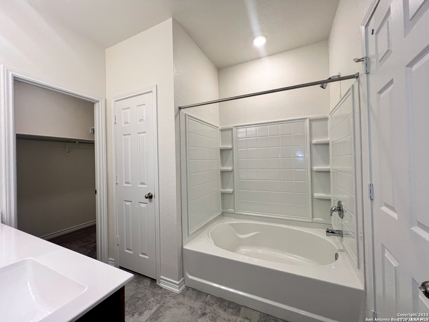 4555 Whispering Oak New Braunfels TX 78130