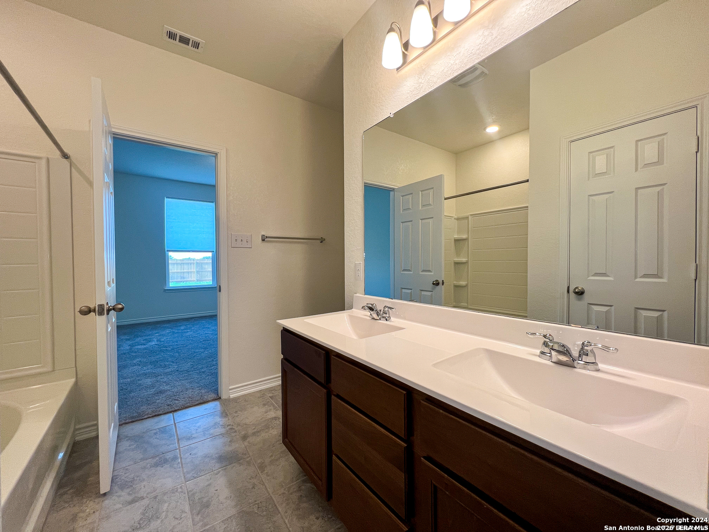 4555 Whispering Oak New Braunfels TX 78130