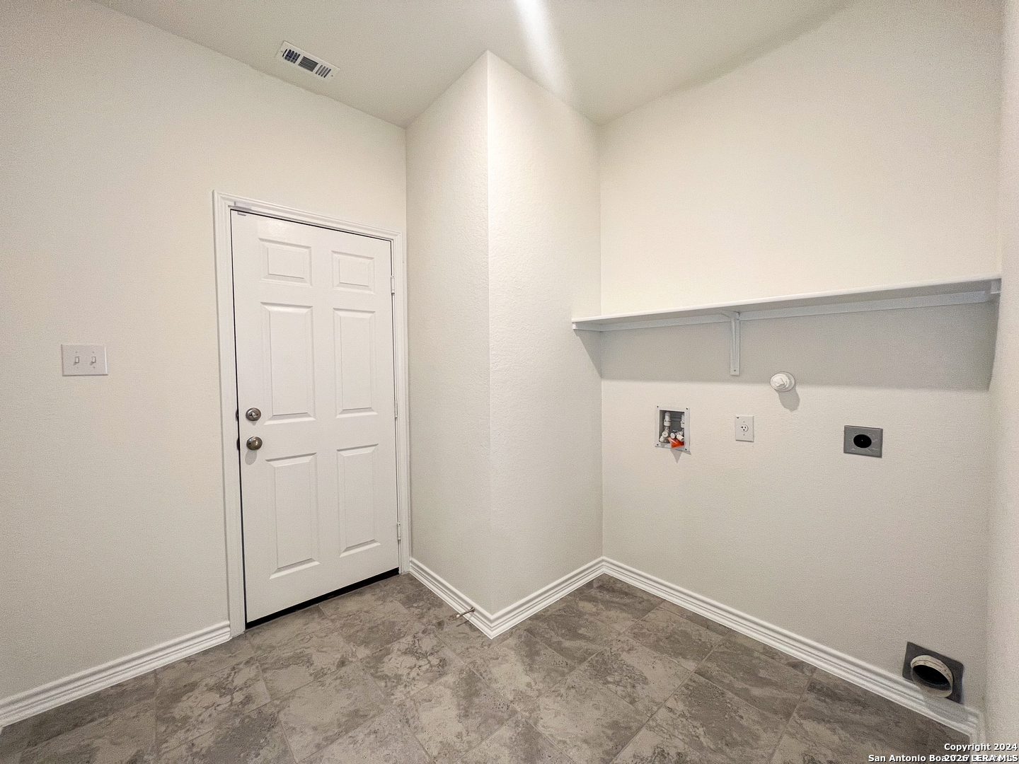 4555 Whispering Oak New Braunfels TX 78130