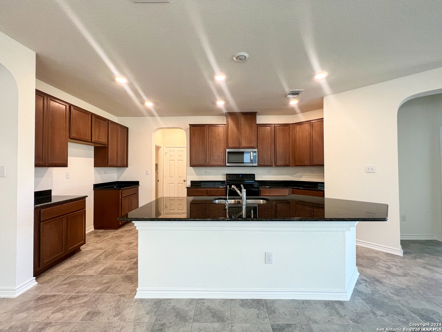 4555 Whispering Oak New Braunfels TX 78130