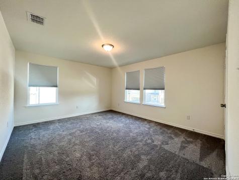4555 Whispering Oak New Braunfels TX 78130