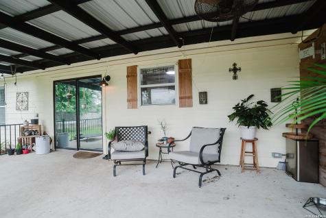 523 Woodlake Drive Mcqueeney TX 78123