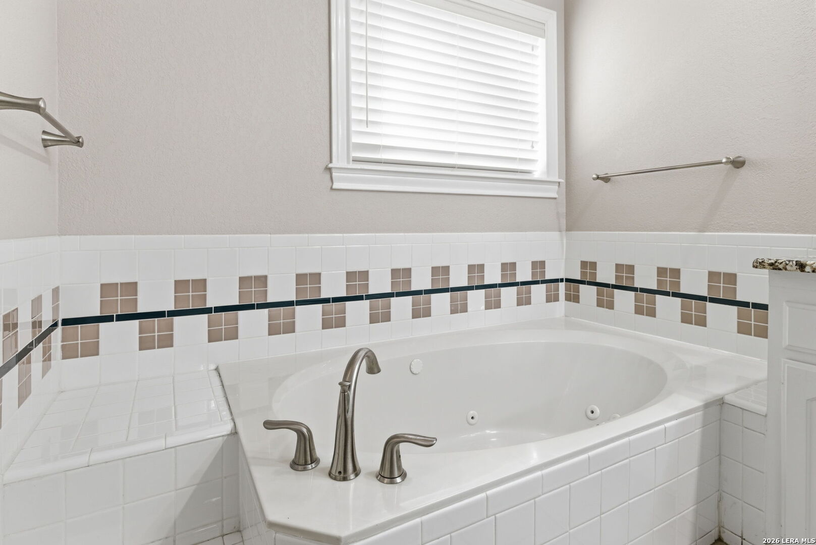 3 Sherborne Wood San Antonio TX 78218