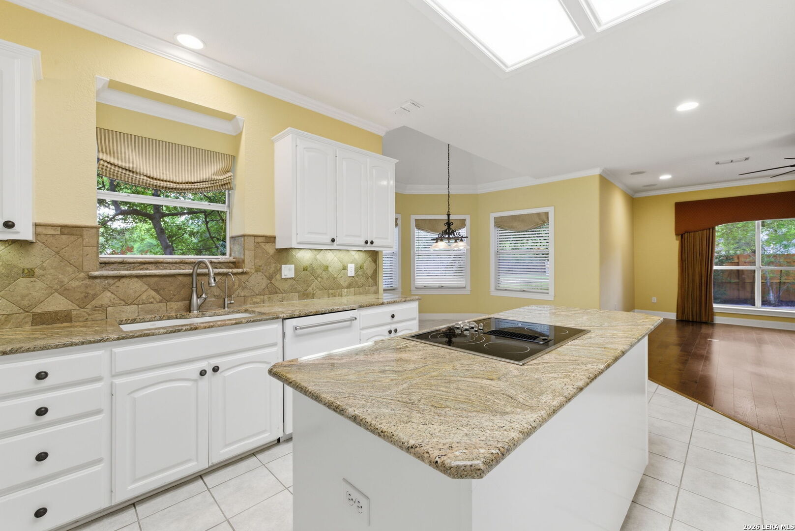 3 Sherborne Wood San Antonio TX 78218