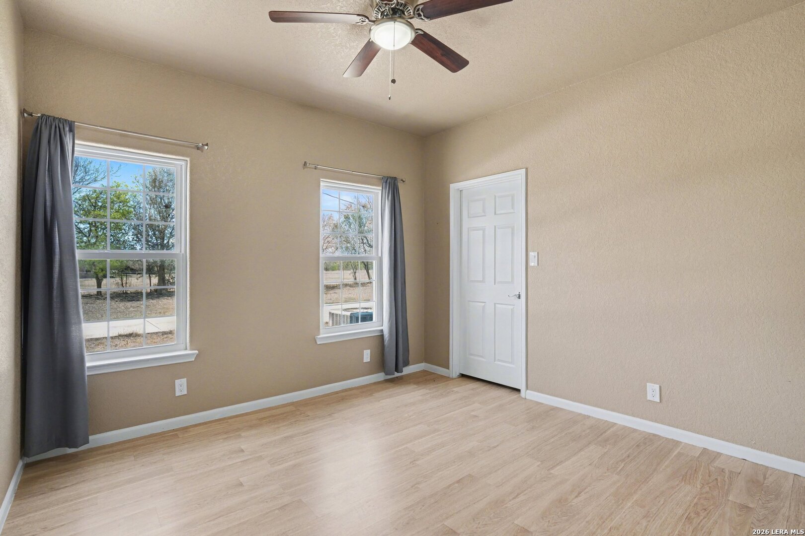 1005 County Road 678 Natalia TX 78059