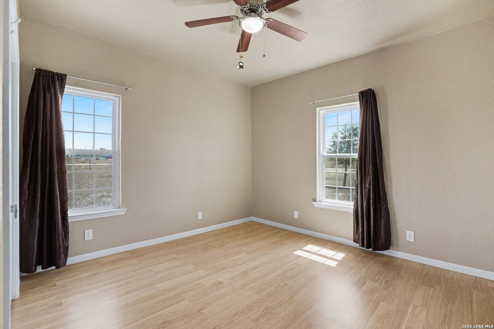 1005 County Road 678 Natalia TX 78059