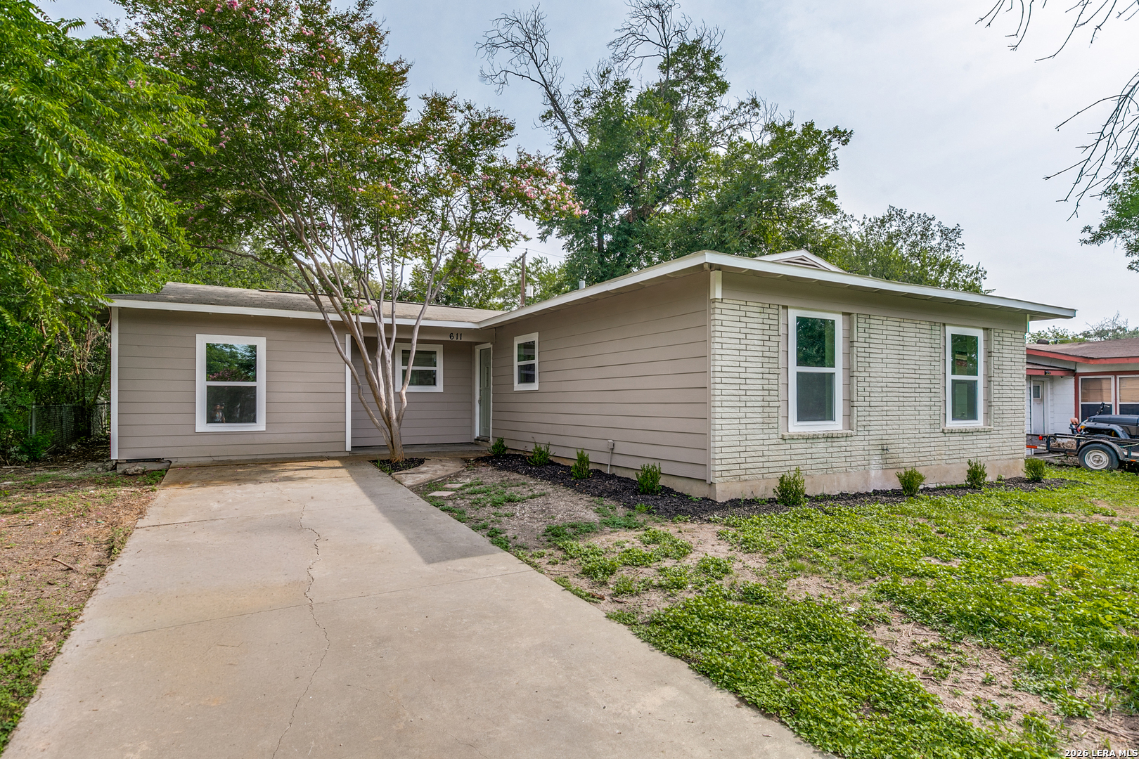 611 Basswood Drive San Antonio TX 78213