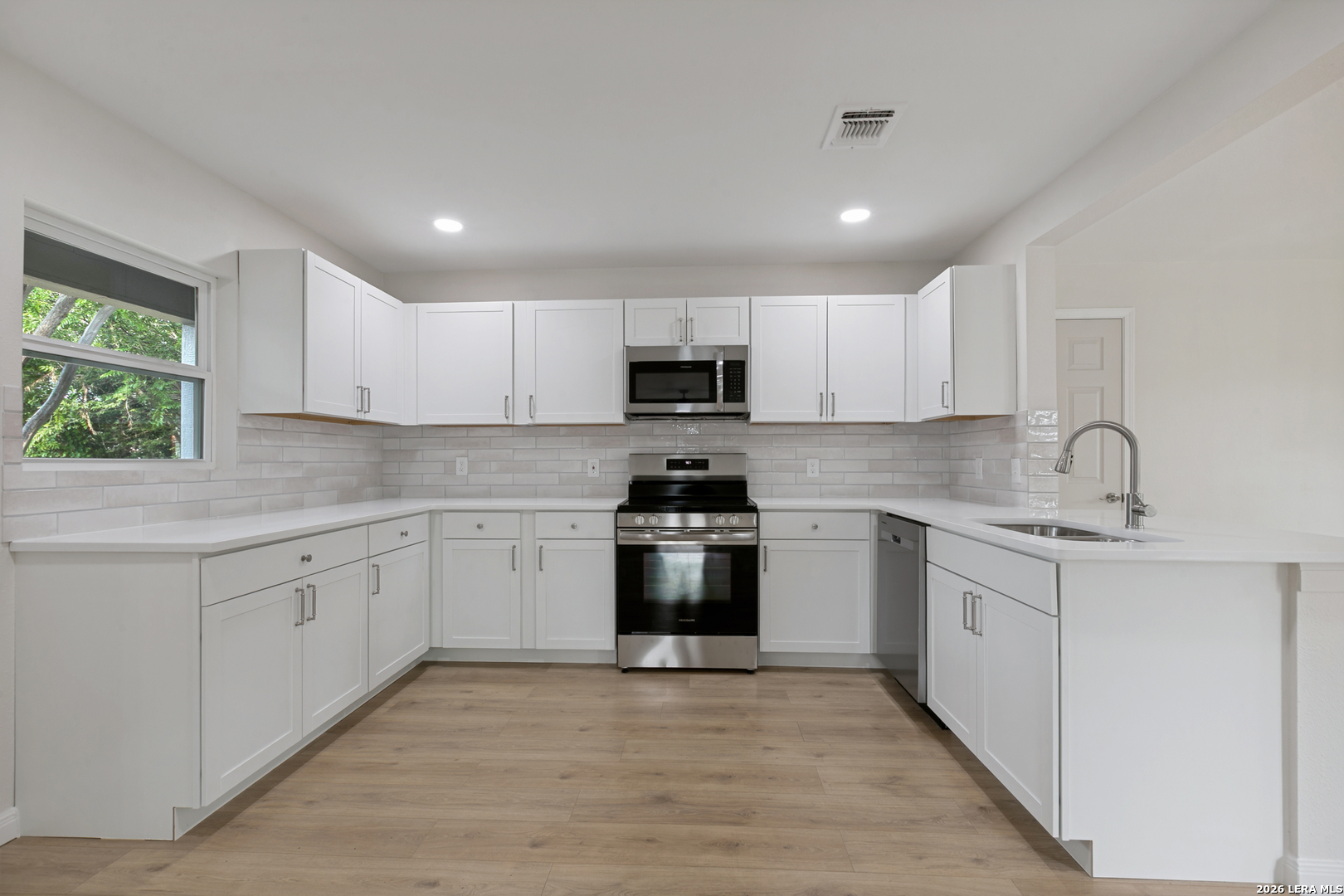 611 Basswood Drive San Antonio TX 78213