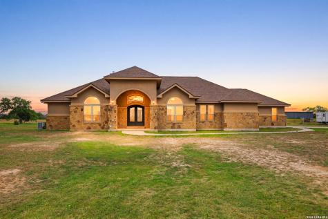 15820 Fm 539 La Vernia TX 78121