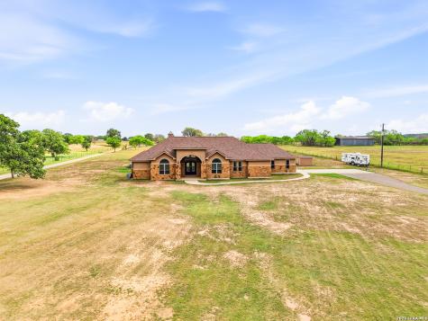 15820 Fm 539 La Vernia TX 78121