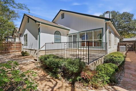 2418 Garden Meadow San Antonio TX 78232