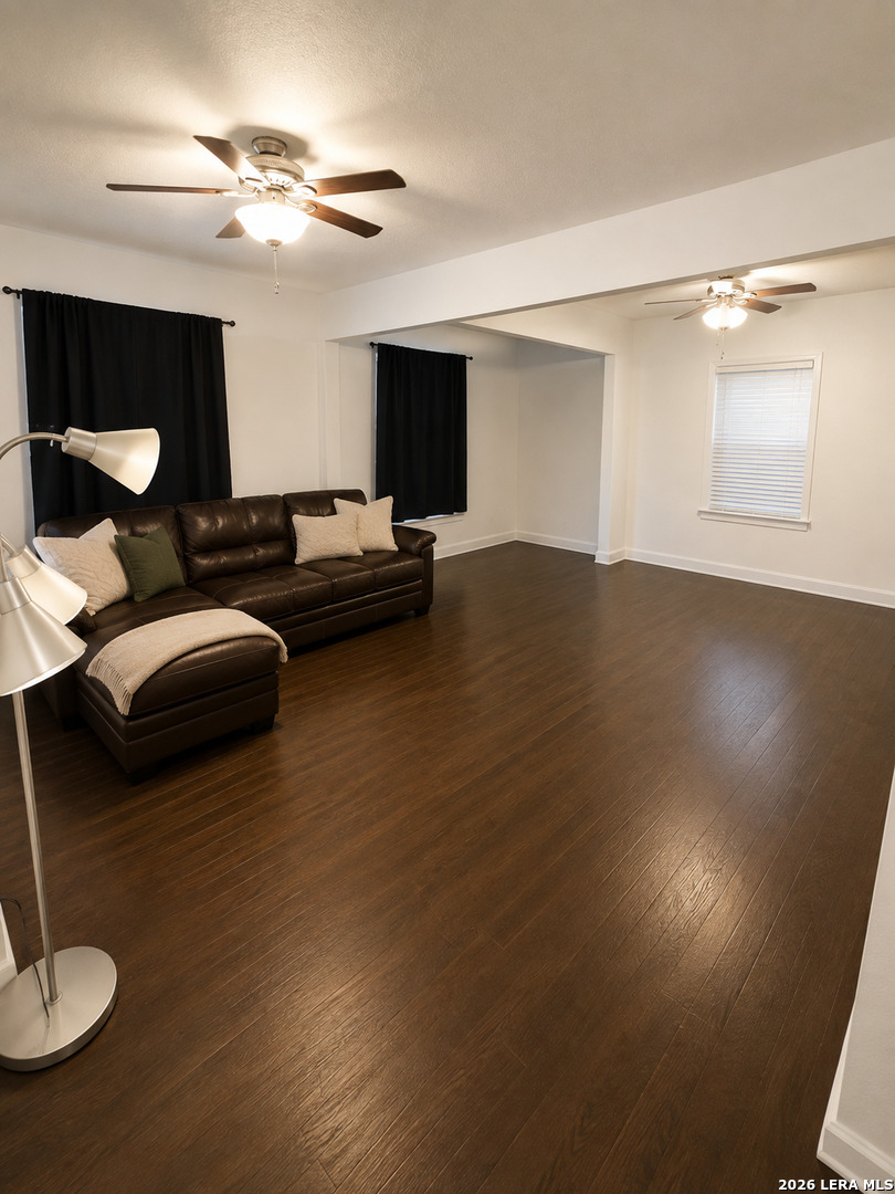 315 W Southcross Boulevard San Antonio TX 78221