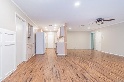 5714 Dan Duryea San Antonio TX 78240