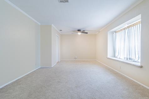 5714 Dan Duryea San Antonio TX 78240