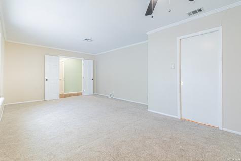 5714 Dan Duryea San Antonio TX 78240