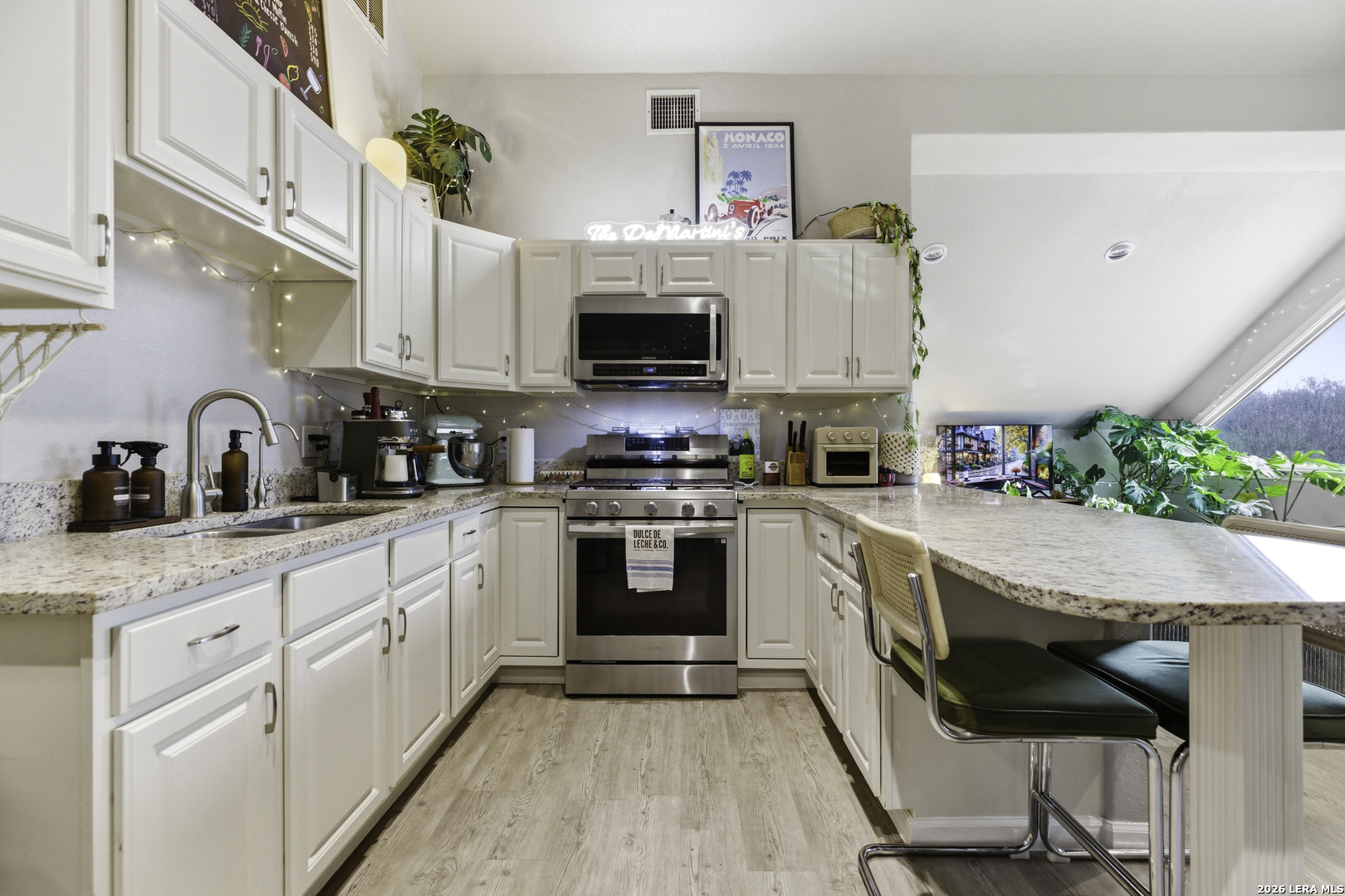 25910 Hootananny San Antonio TX 78260