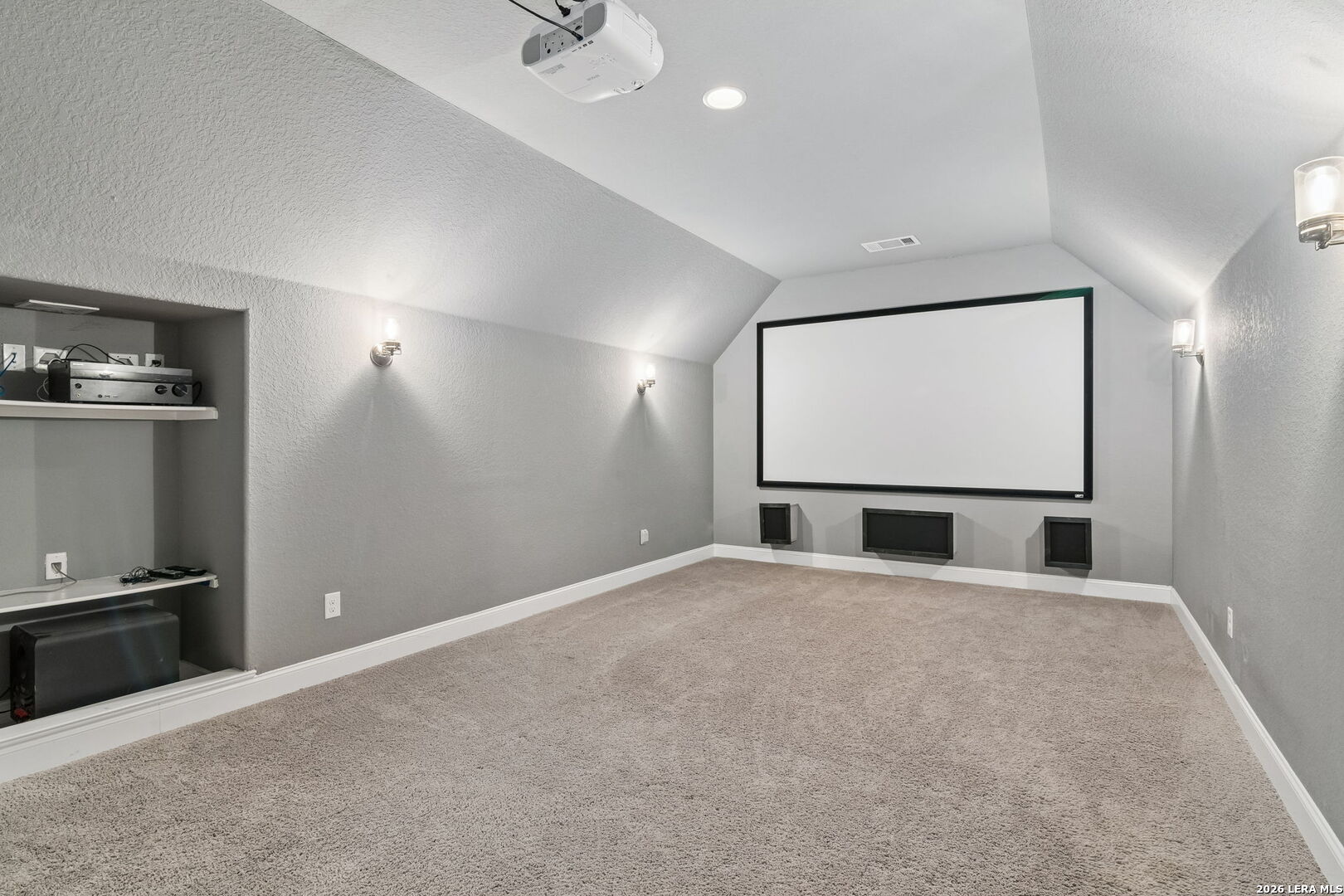 24702 Staffordshire San Antonio TX 78257