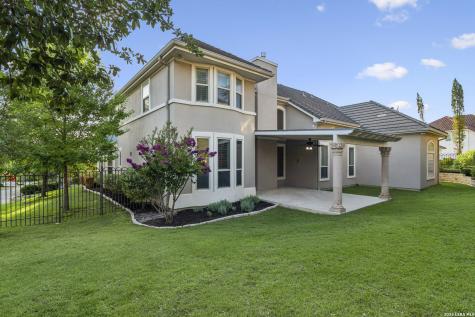 24702 Staffordshire San Antonio TX 78257
