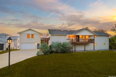 2010 Lakeshore Canyon Lake TX 78133