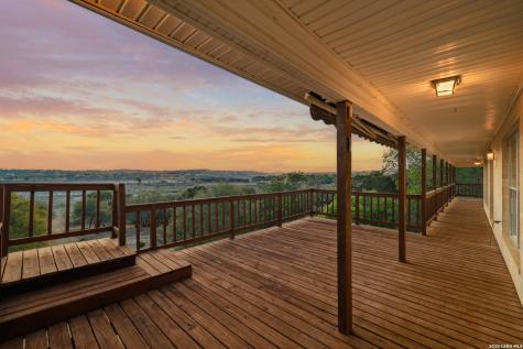 2010 Lakeshore Canyon Lake TX 78133