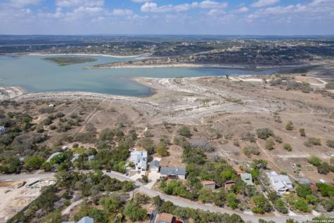 2010 Lakeshore Canyon Lake TX 78133
