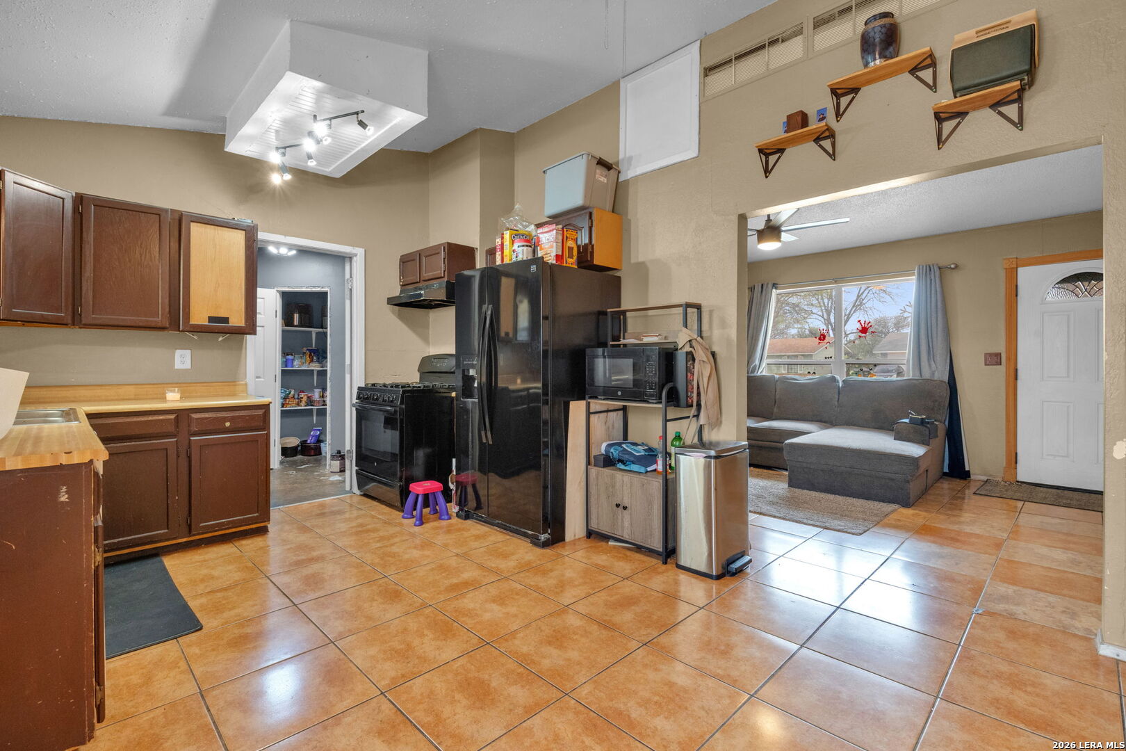 5858 Castle Hunt San Antonio TX 78218