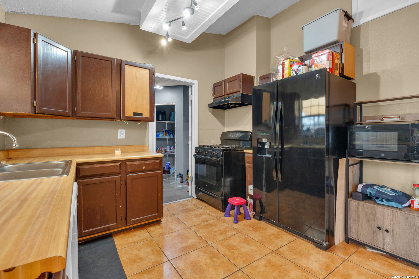 5858 Castle Hunt San Antonio TX 78218