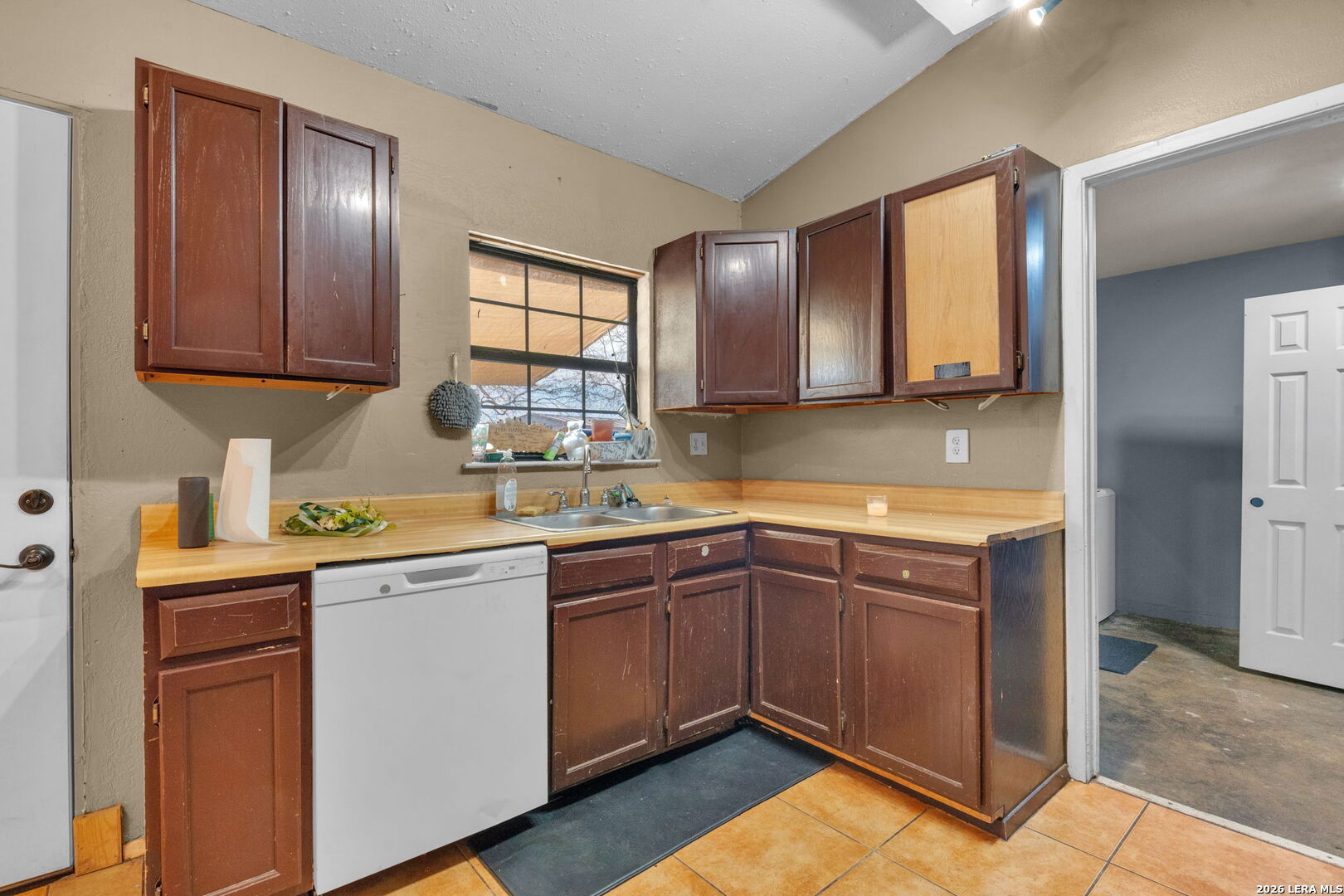 5858 Castle Hunt San Antonio TX 78218