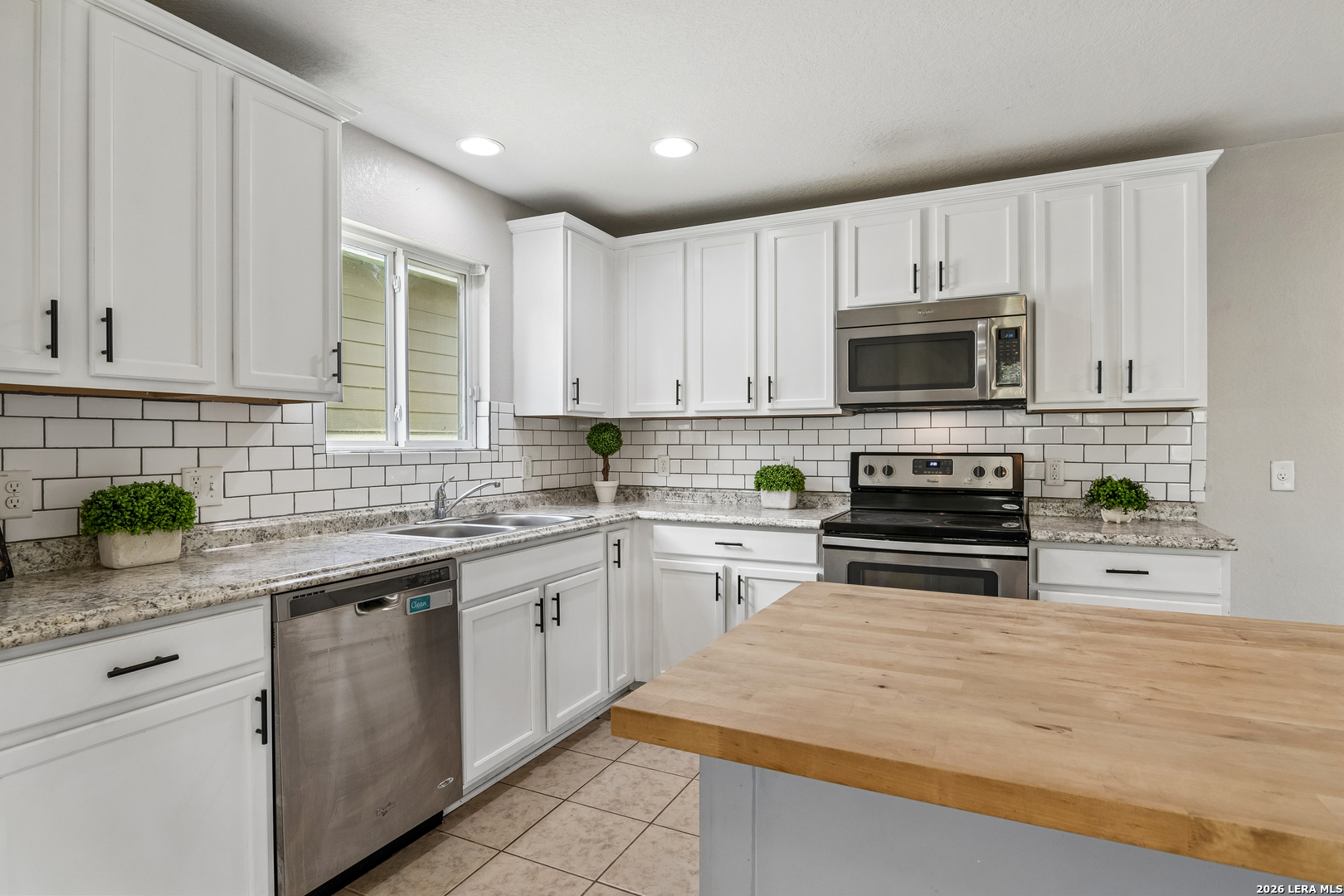 10127 Round Ridge San Antonio TX 78254