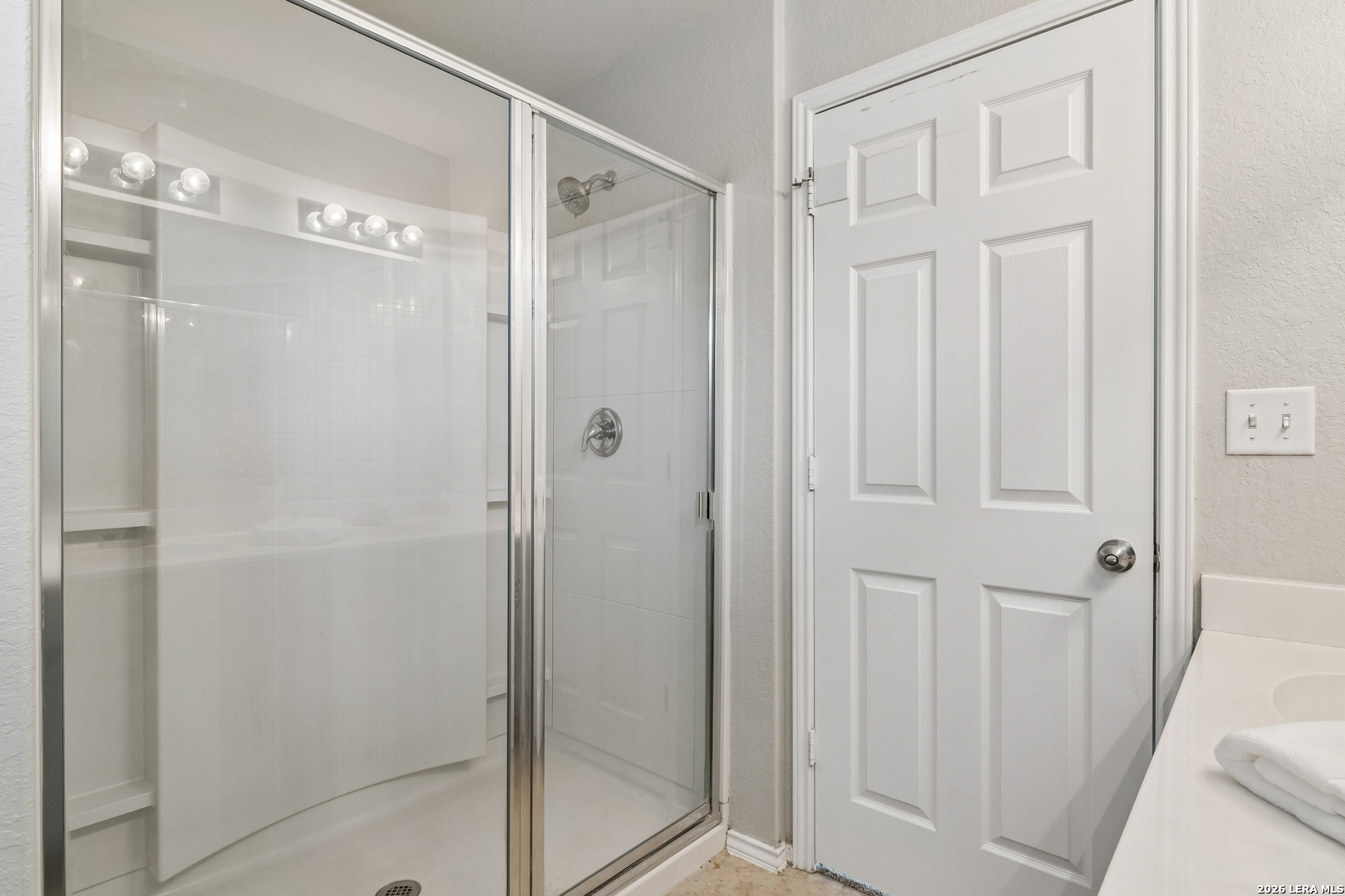 10127 Round Ridge San Antonio TX 78254