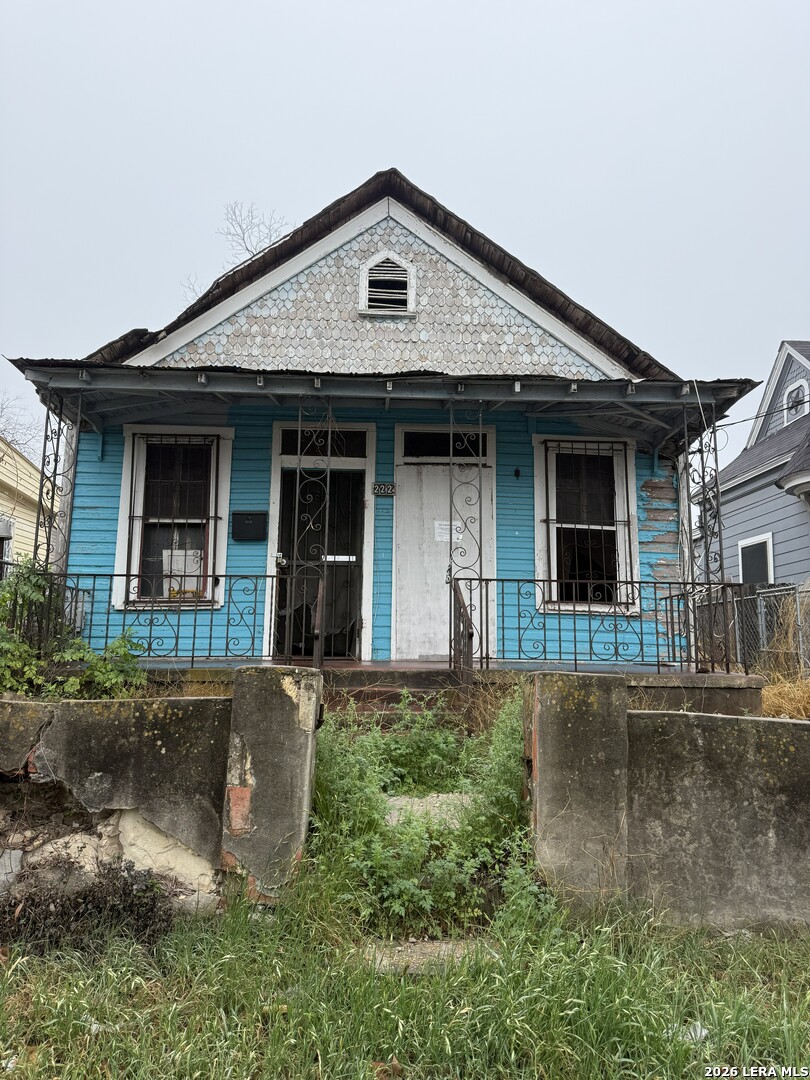 222 Brooks San Antonio TX 78208