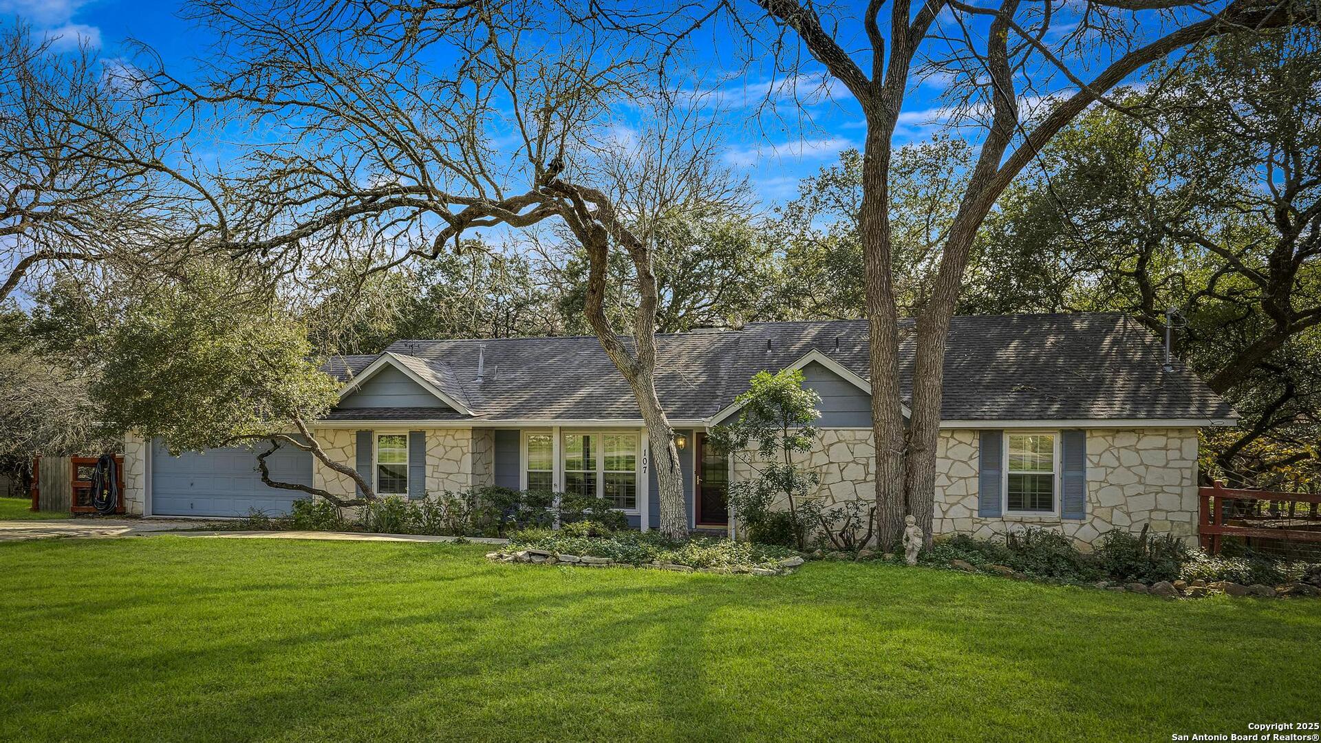 107 Deer Trail Boerne TX 78006