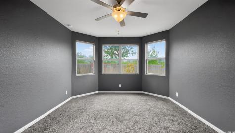 9855 Red Iron Creek Converse TX 78109