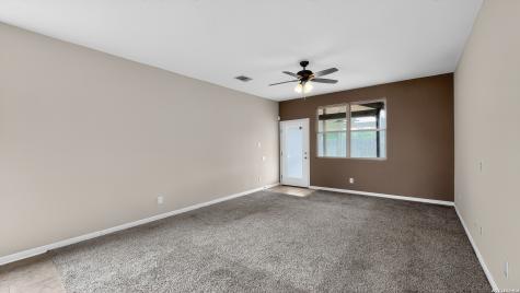 9855 Red Iron Creek Converse TX 78109