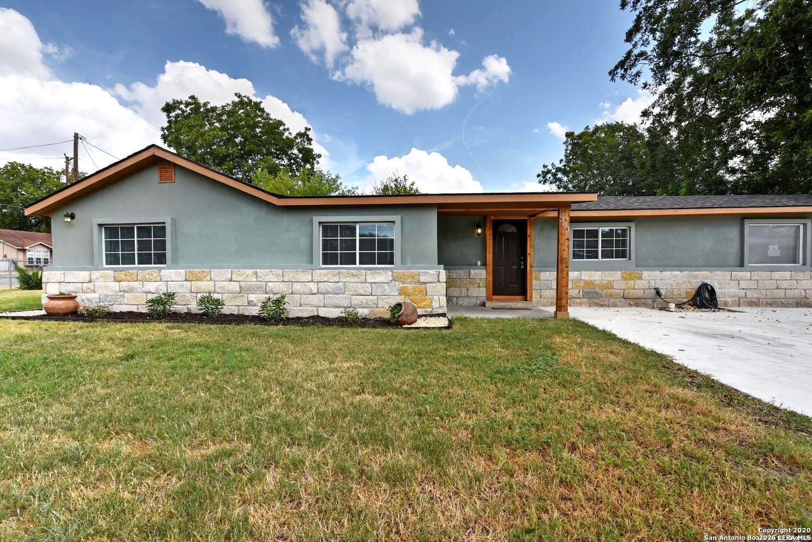 363 W Ansley Boulevard San Antonio TX 78221