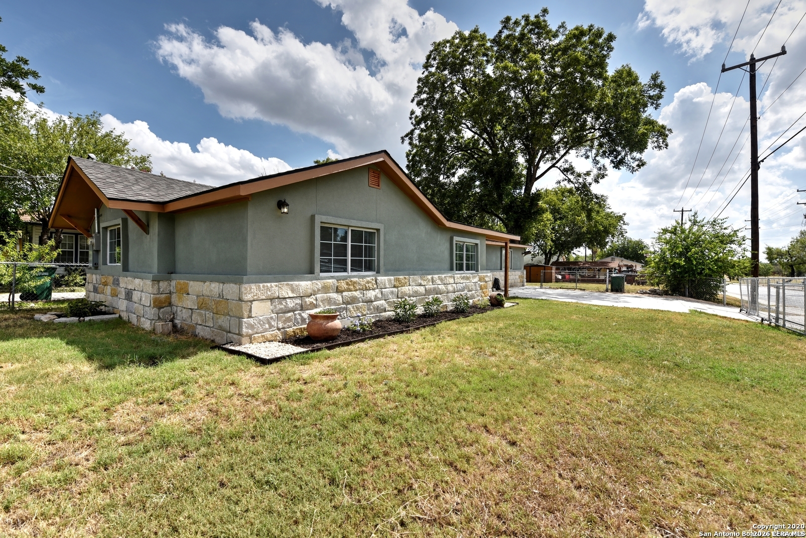 363 W Ansley Boulevard San Antonio TX 78221