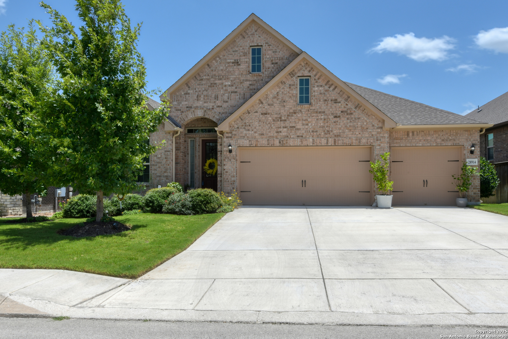 28914 Throssel Lane San Antonio TX 78260