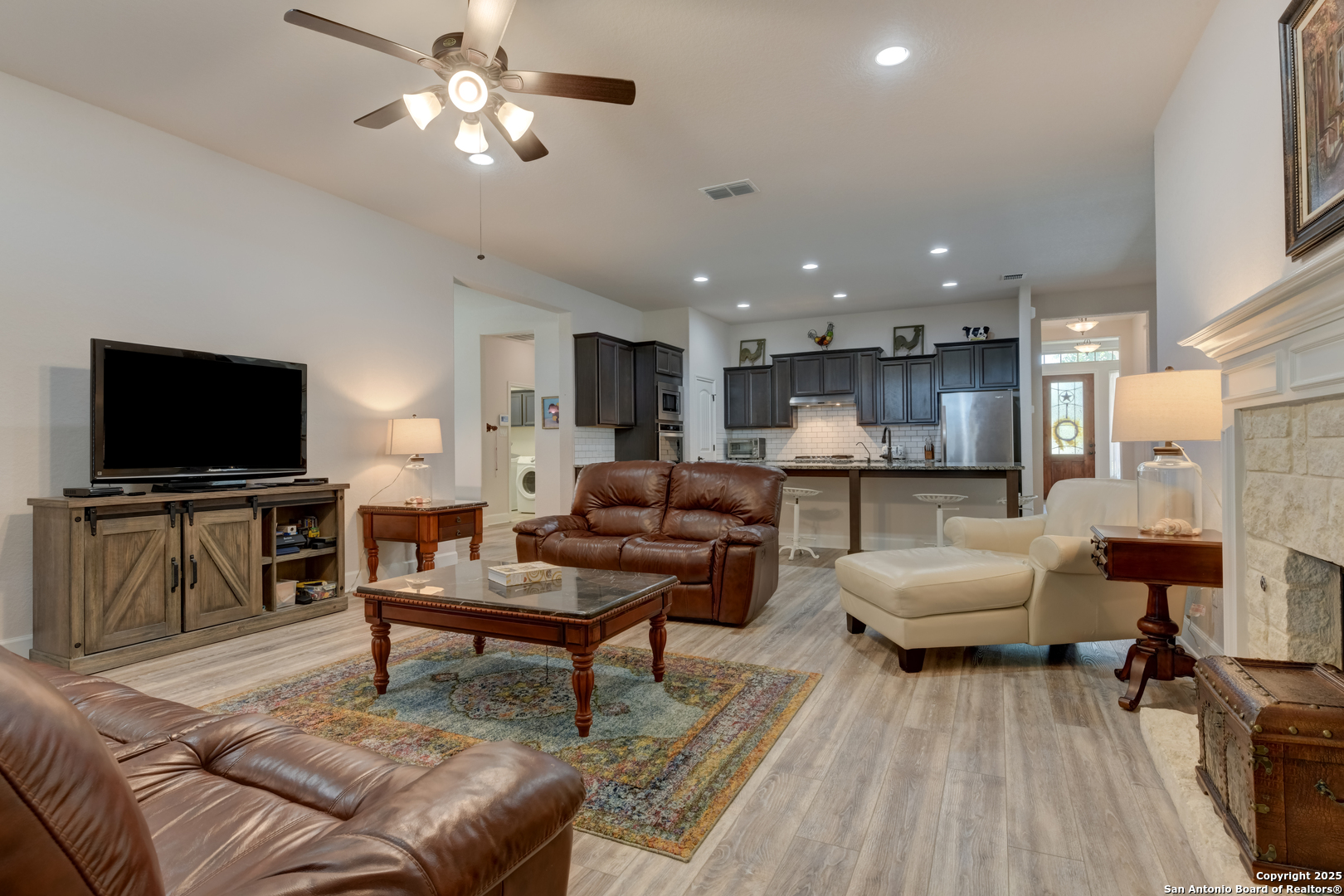 28914 Throssel Lane San Antonio TX 78260