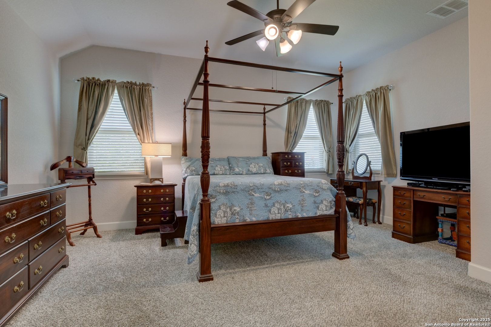 28914 Throssel Lane San Antonio TX 78260