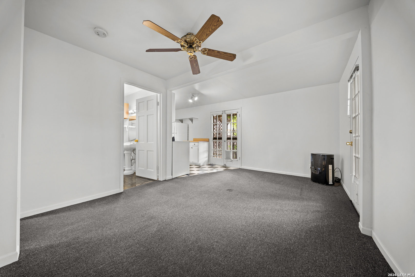 330 W Agarita Avenue San Antonio TX 78212